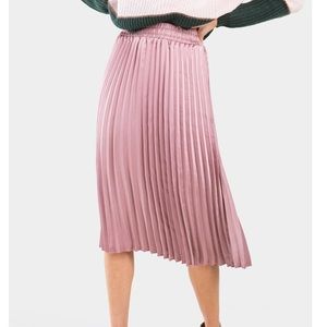 Pleated burgundy satin skirt